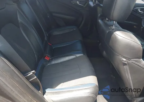 2015 Chrysler 200 S from USA, damaged, VIN 1C3CCCBBXFN746461